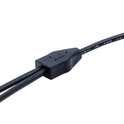 Zwarte IP67 waterdichte 8A-stroom-rating Y-type aansluiting voor 250V-toepassingen